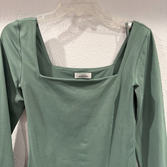 Babaton Aritzia Original Contour Squareneck Bodysuit Dusky Green Thong Size Med - Picture 7 of 15